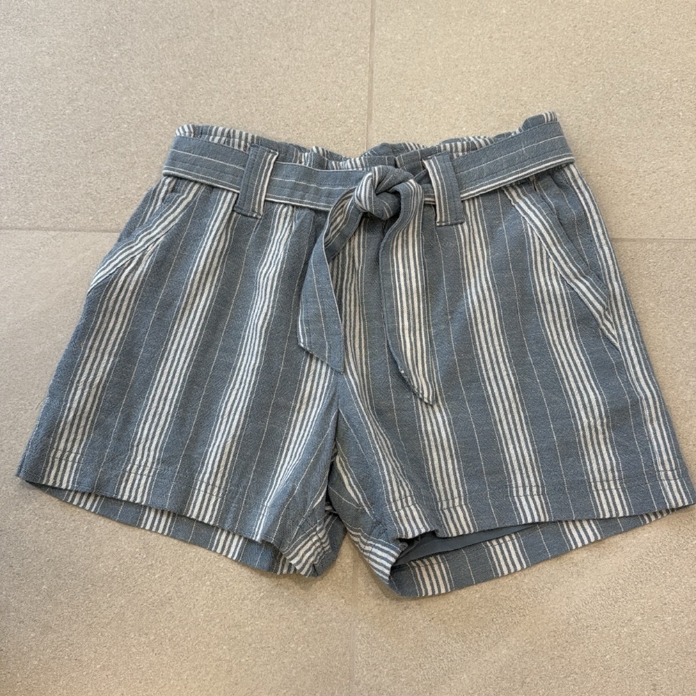 Abercrombie & Fitch Girls Tie Waist Shorts! NWT - Picture 3 of 8